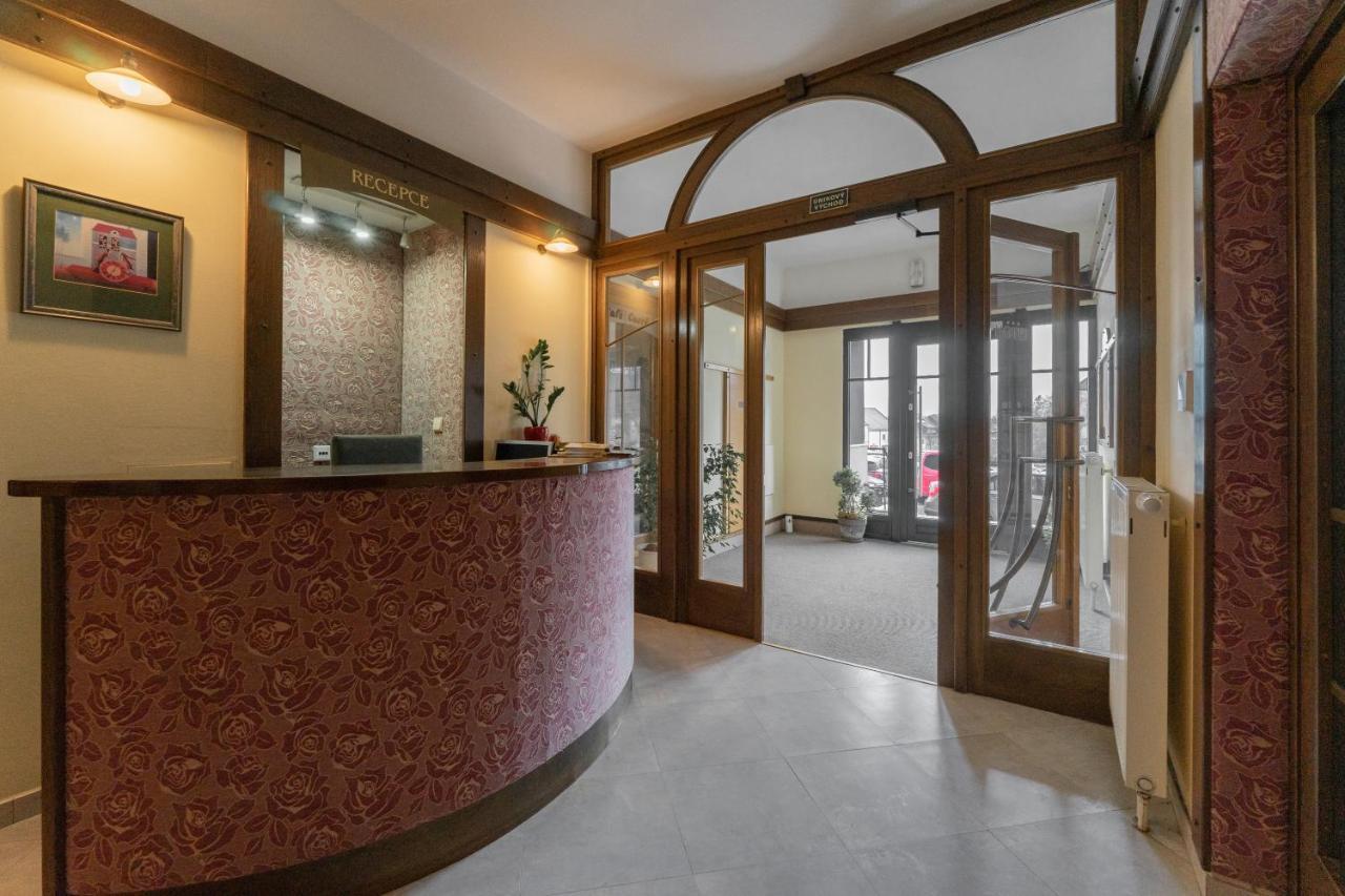Hotel Amco Zabreh Ngoại thất bức ảnh