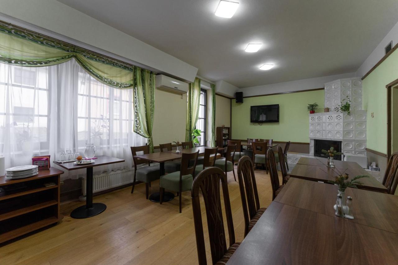 Hotel Amco Zabreh Ngoại thất bức ảnh